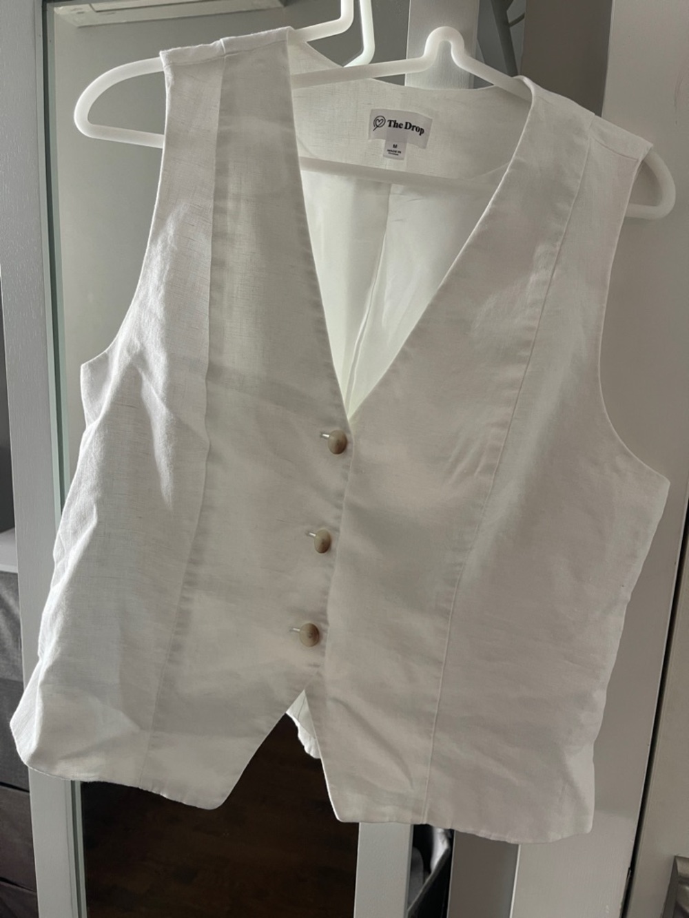 Sleeveless V-Neck Button Front Top - Cream - Picture 5 of 7
